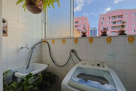 Apartamento à venda com 58m², 2 quartos e 1 vaga Apartamento à venda com 58m², 2 quartos e 1 vagaCozinha e Área de Serviço