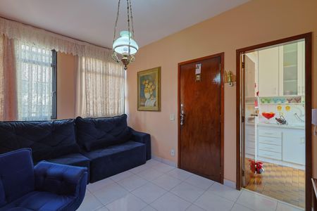Apartamento à venda com 58m², 2 quartos e 1 vaga Apartamento à venda com 58m², 2 quartos e 1 vagaSala
