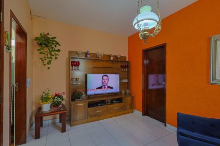 Apartamento à venda com 58m², 2 quartos e 1 vaga Apartamento à venda com 58m², 2 quartos e 1 vagaSala
