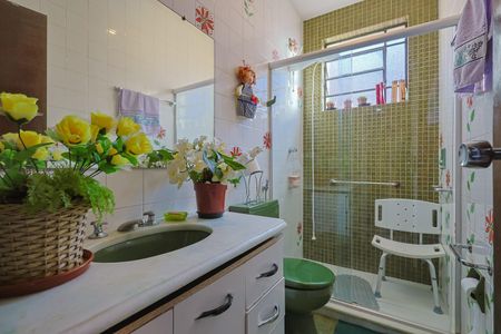 Apartamento à venda com 58m², 2 quartos e 1 vaga Apartamento à venda com 58m², 2 quartos e 1 vagaBanheiro