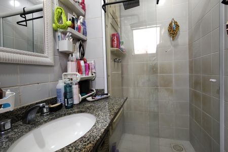 Apartamento à venda com 72m², 2 quartos e 2 vagasBanheiro da Suíte 