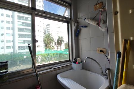 Apartamento à venda com 72m², 2 quartos e 2 vagasÁrea de Serviço