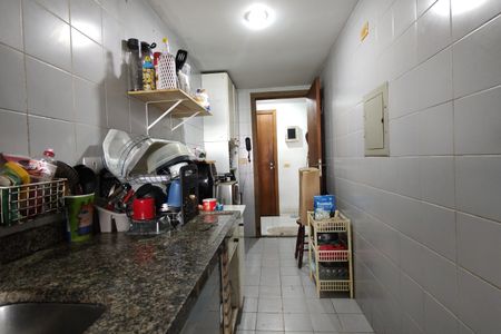 Apartamento à venda com 72m², 2 quartos e 2 vagasCozinha