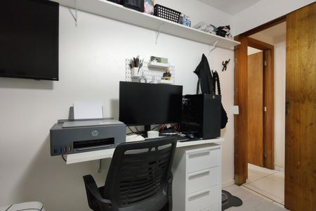 Apartamento à venda com 72m², 2 quartos e 2 vagasQuarto 