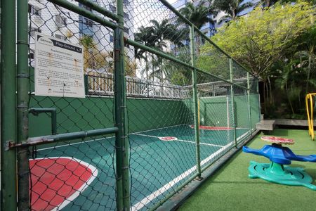 Apartamento à venda com 72m², 2 quartos e 2 vagasÁrea comum - Quadra Esportiva