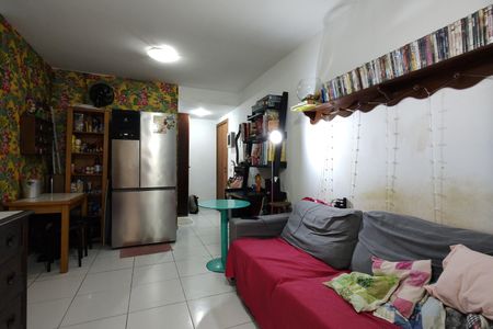 Apartamento à venda com 72m², 2 quartos e 2 vagasSala