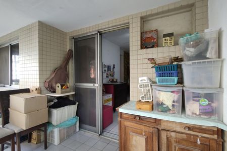 Apartamento à venda com 72m², 2 quartos e 2 vagasVaranda