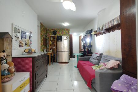 Apartamento à venda com 72m², 2 quartos e 2 vagasSala