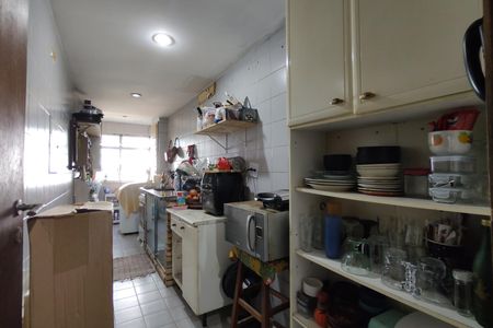 Apartamento à venda com 72m², 2 quartos e 2 vagasCozinha