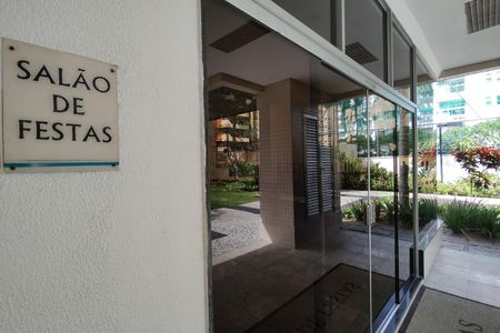 Apartamento à venda com 72m², 2 quartos e 2 vagasÁrea comum - Salão de festas
