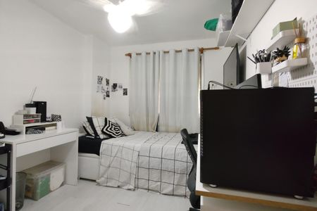 Apartamento à venda com 72m², 2 quartos e 2 vagasQuarto 