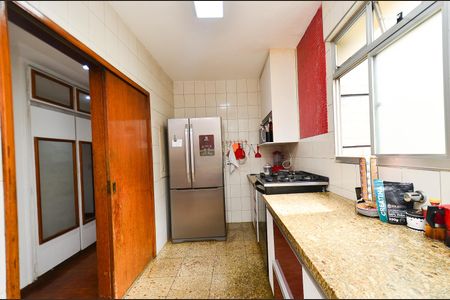 Apartamento à venda com 325m², 4 quartos e 2 vagasCozinha