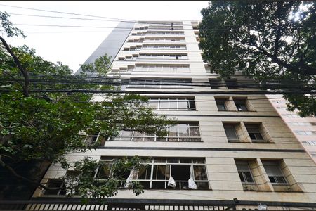 Apartamento à venda com 325m², 4 quartos e 2 vagasFachada