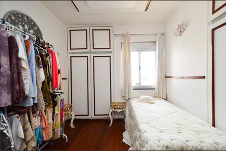 Apartamento à venda com 325m², 4 quartos e 2 vagasQuarto1