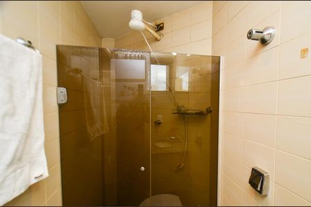 Apartamento à venda com 325m², 4 quartos e 2 vagasBanheiro suite 2