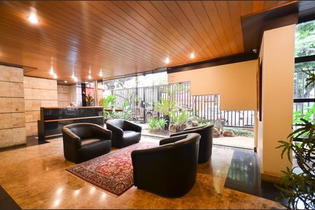 Apartamento à venda com 325m², 4 quartos e 2 vagasHall de entrada