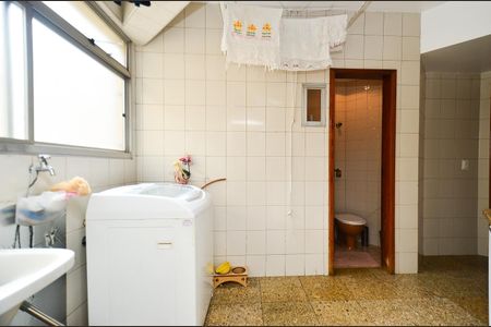 Apartamento à venda com 325m², 4 quartos e 2 vagasArea serviço