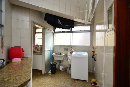 Apartamento à venda com 325m², 4 quartos e 2 vagasArea serviço