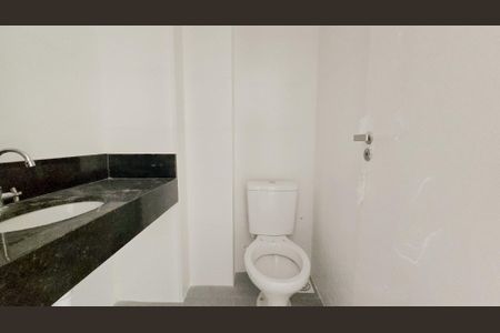 Apartamento à venda com 201m², 3 quartos e 4 vagasBanheiro 3