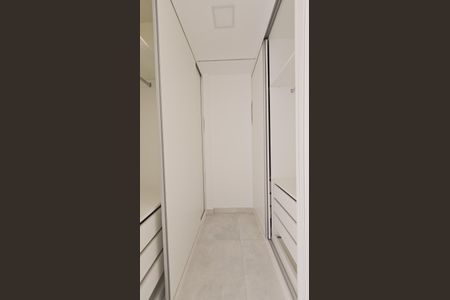 Apartamento para alugar com 202m², 3 quartos e 4 vagasCloset