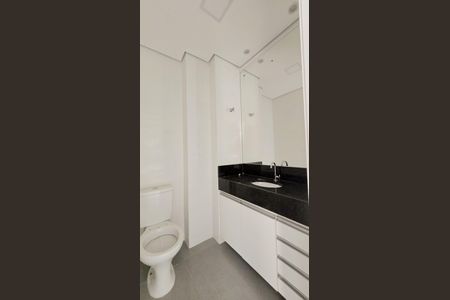 Apartamento para alugar com 202m², 3 quartos e 4 vagasBanheiro