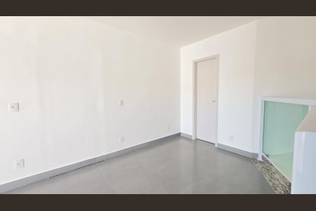 Apartamento para alugar com 202m², 3 quartos e 4 vagasHall