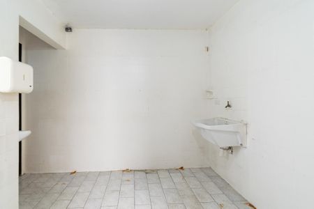 Casa à venda com 370m², 4 quartos e 8 vagasCozinha 1