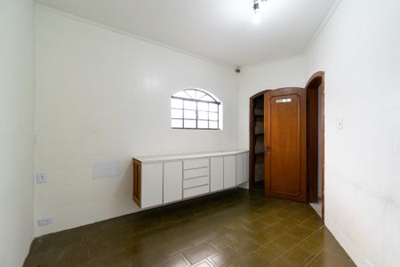 Casa à venda com 370m², 4 quartos e 8 vagasEscritório