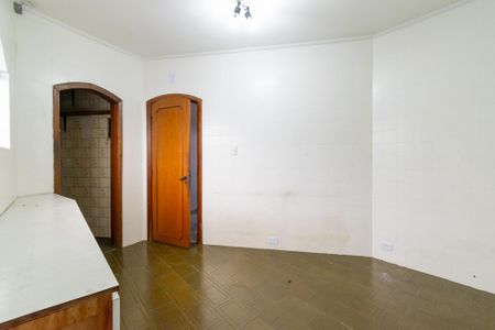 Casa à venda com 370m², 4 quartos e 8 vagasEscritório