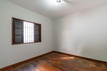 Casa à venda com 370m², 4 quartos e 8 vagasQuarto 1