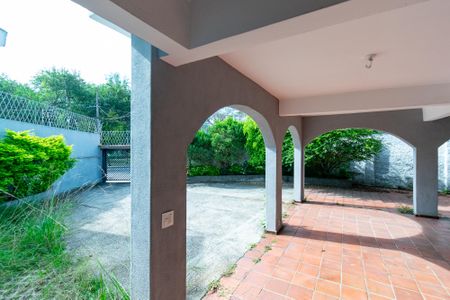 Casa à venda com 370m², 4 quartos e 8 vagasVista Hall de entrada
