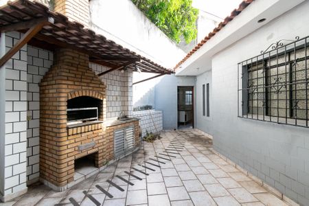 Casa à venda com 370m², 4 quartos e 8 vagasChurrasqueira