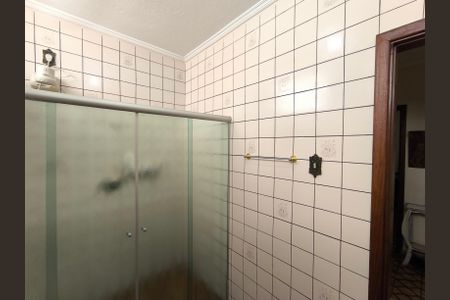 Casa à venda com 261m², 4 quartos e 4 vagas Casa à venda com 261m², 4 quartos e 4 vagasBanheiro