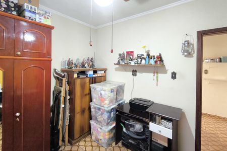 Casa à venda com 261m², 4 quartos e 4 vagas Casa à venda com 261m², 4 quartos e 4 vagasQuarto 2