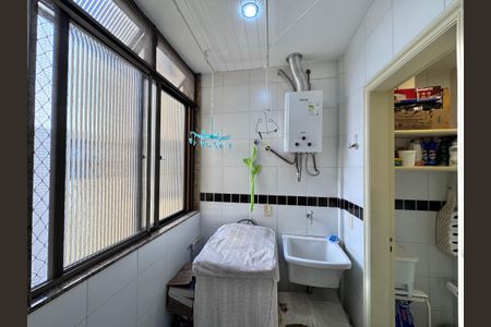 Apartamento à venda com 90m², 3 quartos e 2 vagasCozinha e Área de Serviço