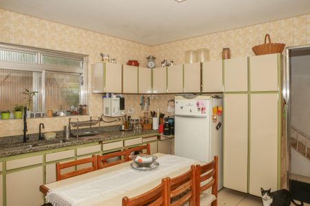 Casa à venda com 260m², 3 quartos e 3 vagasCozinha