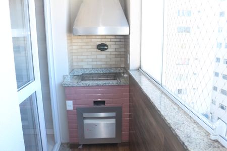 Apartamento para alugar com 134m², 2 quartos e 3 vagasVaranda