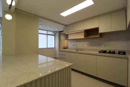 Apartamento à venda com 81m², 2 quartos e sem vagaCozinha e Área de Serviço