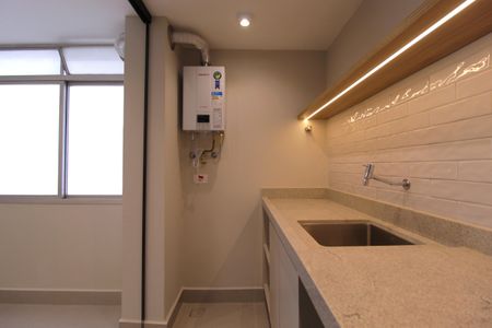 Apartamento à venda com 81m², 2 quartos e sem vagaCozinha e Área de Serviço
