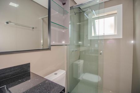 Apartamento à venda com 54m², 1 quarto e 2 vagas Apartamento à venda com 54m², 1 quarto e 2 vagasBanheiro da Suíte