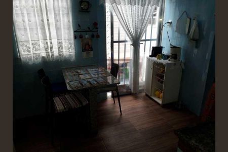 Casa de condomínio à venda com 184m², 3 quartos e 2 vagas