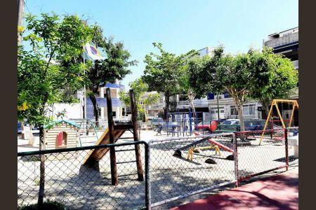 Casa de condomínio à venda com 184m², 3 quartos e 2 vagas