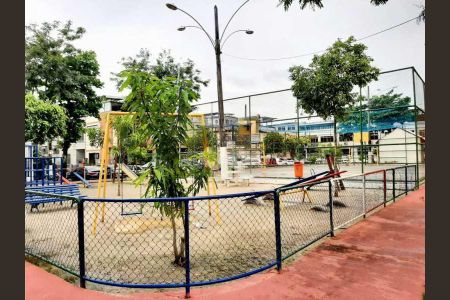 Casa de condomínio à venda com 184m², 3 quartos e 2 vagas