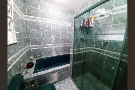 Casa de condomínio à venda com 184m², 3 quartos e 2 vagas
