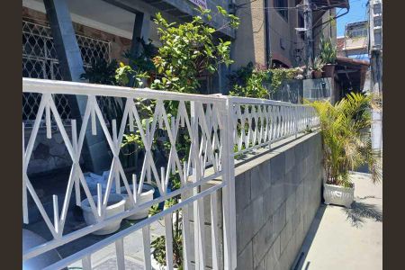 Casa de condomínio à venda com 184m², 3 quartos e 2 vagas