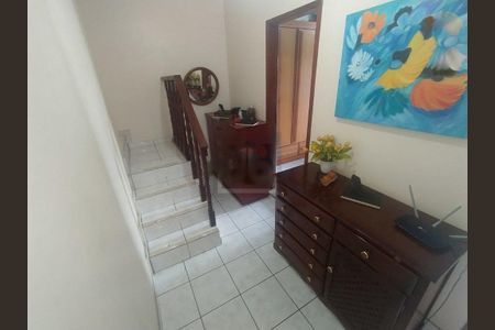 Casa de condomínio à venda com 96m², 3 quartos e 1 vaga