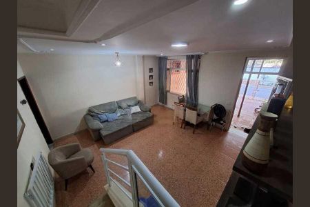 Casa de condomínio à venda com 97m², 3 quartos e 1 vaga