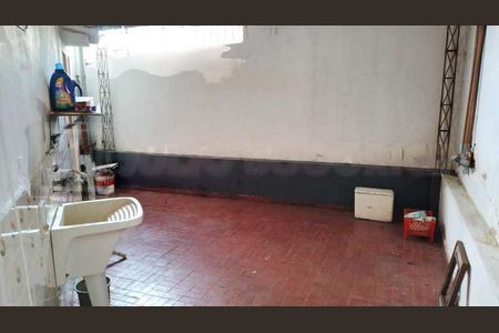 Casa de condomínio à venda com 92m², 2 quartos e sem vaga