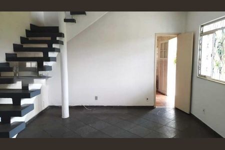 Casa de condomínio à venda com 92m², 2 quartos e sem vaga
