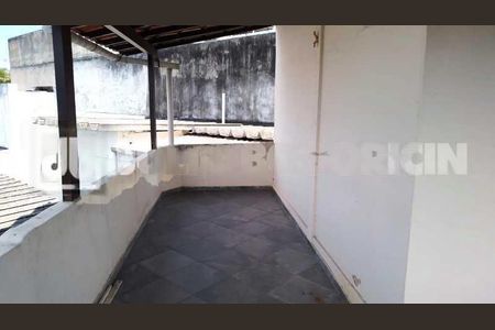 Casa de condomínio à venda com 92m², 2 quartos e sem vaga